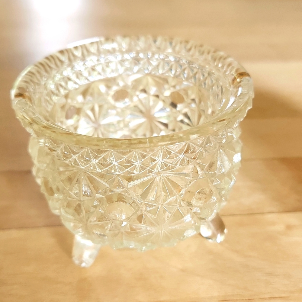Vintage L.E. Smith Carnival Glass "Daisy And Button" 3-Footed Bowl